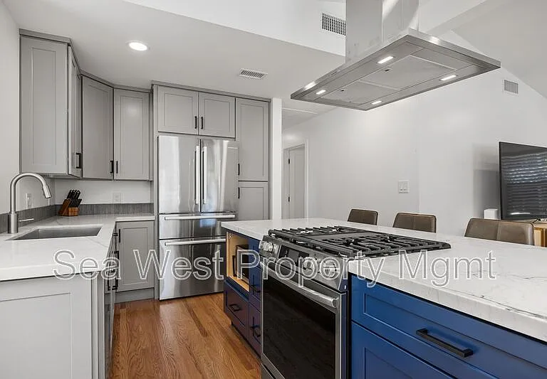 778 Del Riego Ave — Photo 7