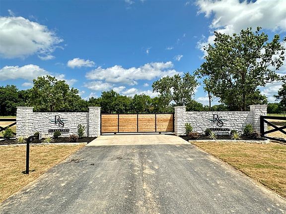 4th image of 32 Riverstone Dr Lot 32
