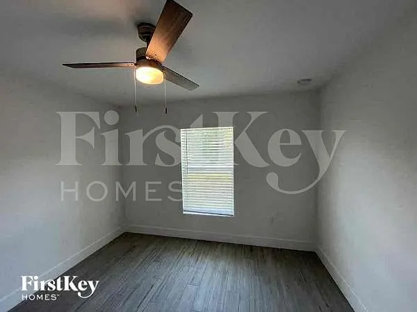 7411 Wycliff Dr — Photo 8