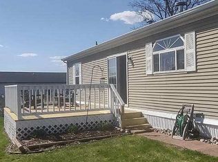 8337 Falconview Pkwy, Freeland, MI 48623