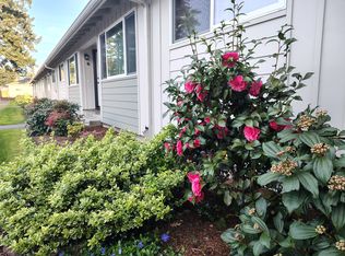 215 SE 162nd Ave #7, Portland, OR 97233