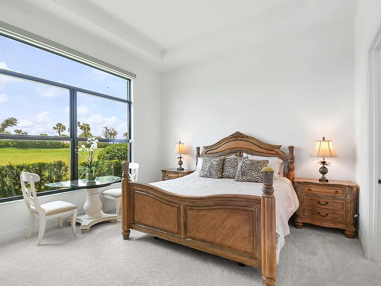 9084 SW Arco Way — Photo 11