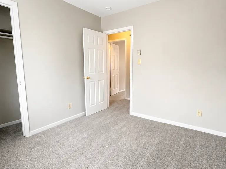 Bedroom (2) - Sliver Package (Flat Unit)