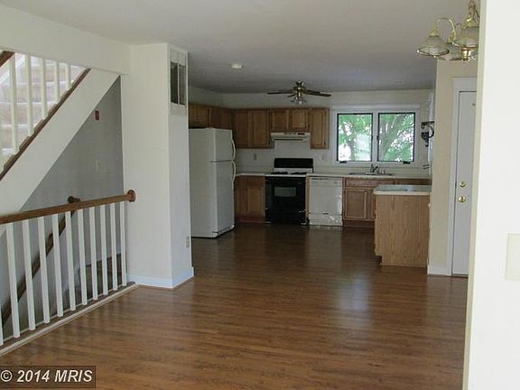 5th image of 613 Knightsbridge Dr