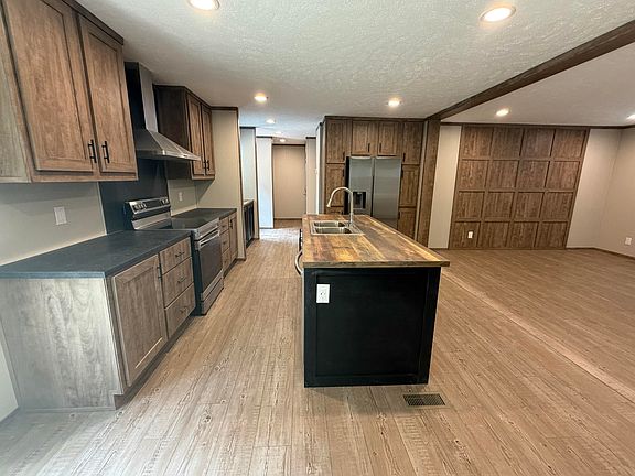 5th image of 177 Barons Rd