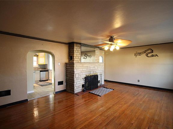 5th image of 2104 Garfield Ave