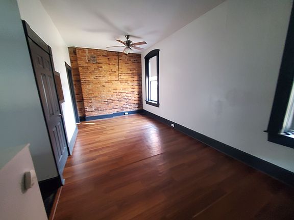 5th image of 1323 Main St APT 2