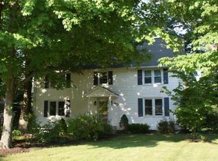 60 Valley Rd, Southampton, MA 01073
