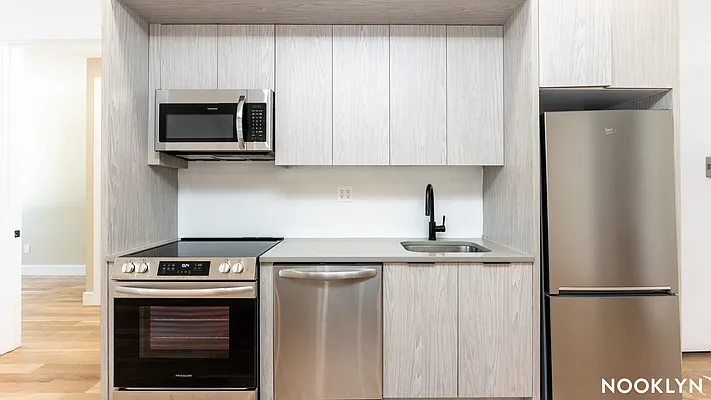 Rented by Nooklyn NYC LLC | media 4