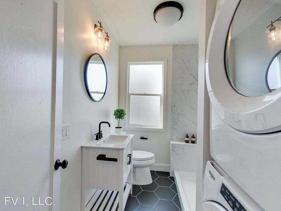 1st image of 3142 Fruitvale Ave #7