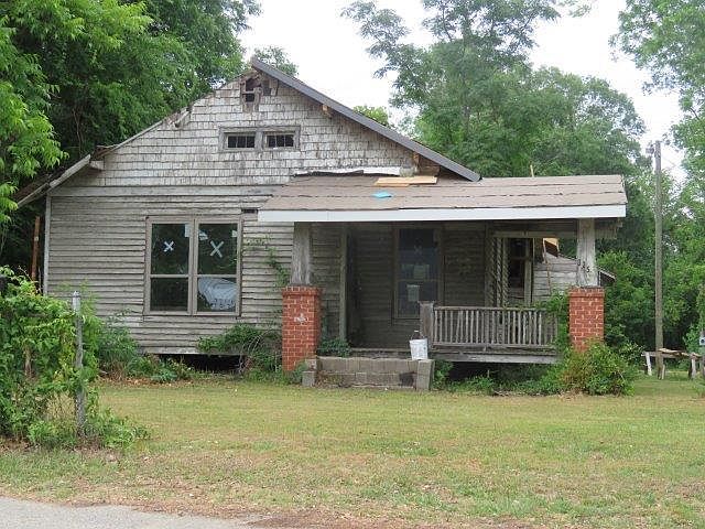 1st image of 335 Clarendon St