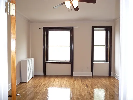 Rented by Perry Associates NYC Inc | media 34