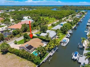 9184 SE Kingsley St, Hobe Sound, FL 33455