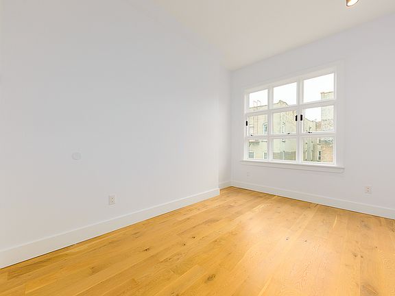 5th image of 849 Dekalb Ave #4F