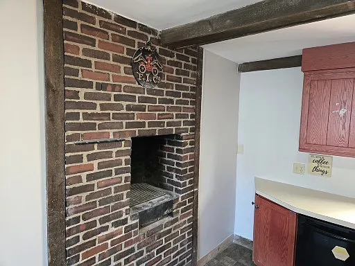 2 bed, 1053 sqft, $2,350 — Photo 2