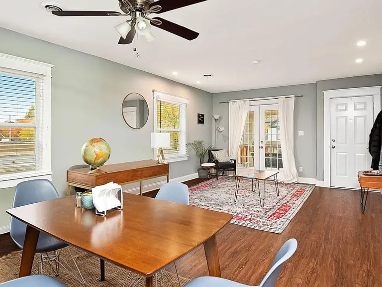2924-2926 Holmes Street — Photo 11