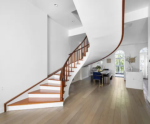 Rented by Compass | media 3