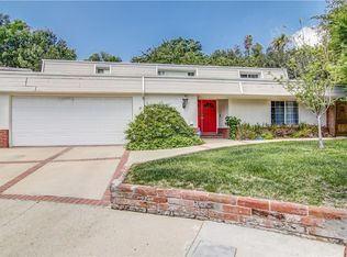 24511 Pat Pl, Woodland Hills, CA 91367