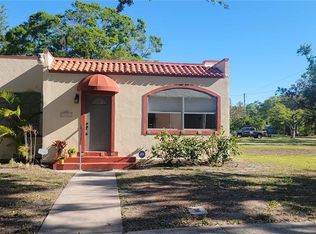 132 Arlington Ave W, Oldsmar, FL 34677
