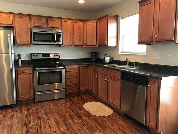 2nd image of 67922 Mills Rd Unit 1