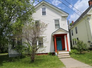 35 Middle St, Lyndonville, VT 05851