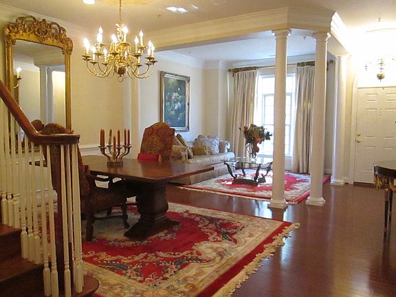 3rd image of 9516 Nassington Ct