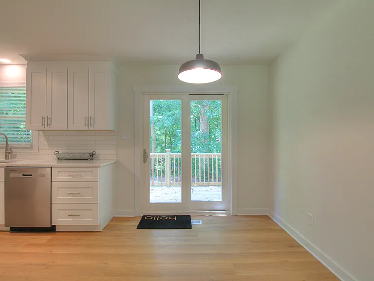 616 Anne Ave — Photo 6