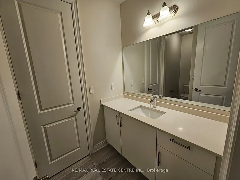 18 Gladmary Dr — Photo 28