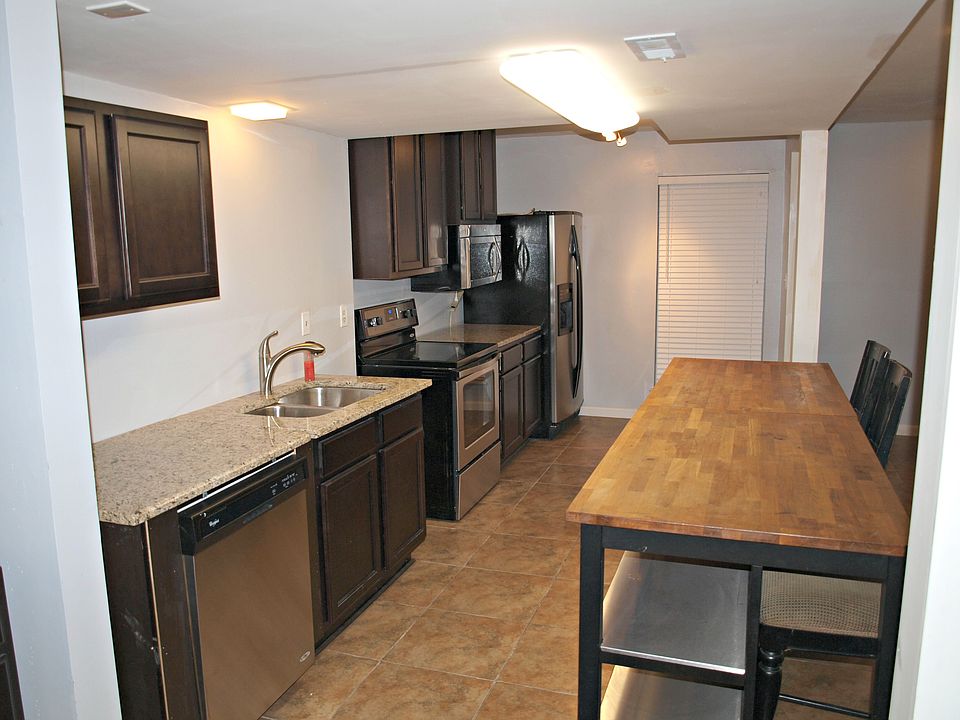 653 Garden Walk Dr, Stone Mountain, GA 30083 Zillow