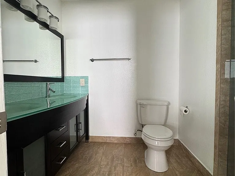 412 Burchett St #20 — Photo 8