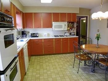 5th image of 44 Ferris Dr
