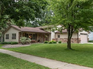 1819 Wilshire Dr NE, Rochester, MN 55906 | MLS #6486968 | Zillow