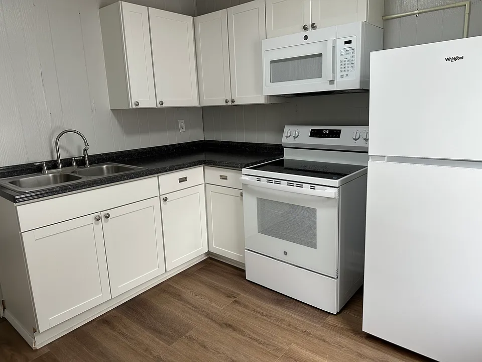 21-27 Durand St #27-B