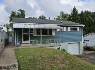 2968 Shepard Dr, Huntington, WV 25705