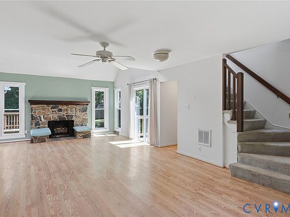 4th image of 9541 Woodgate Rd