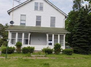 6861 Main St, Burnside, PA 15721