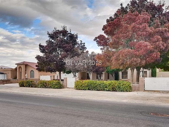 3rd image of 6820 Unicorn St