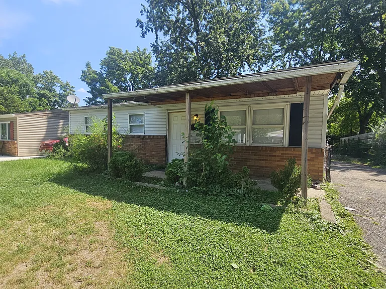 1646 Striebel Rd — Photo 1