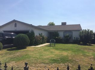1605 Berkshire Rd, Bakersfield, CA 93307