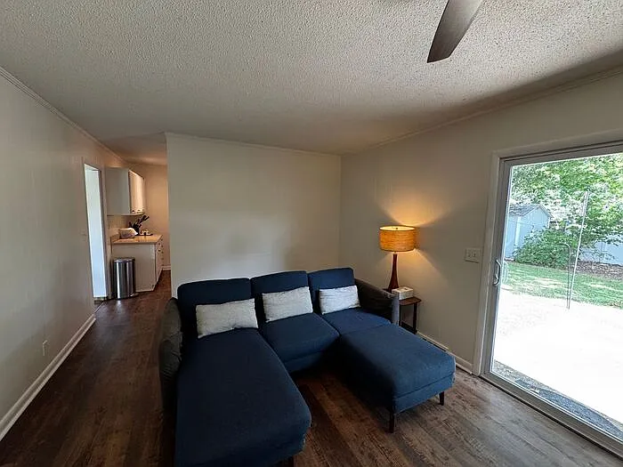 1005 Willow Cove Cir SE — Photo 18