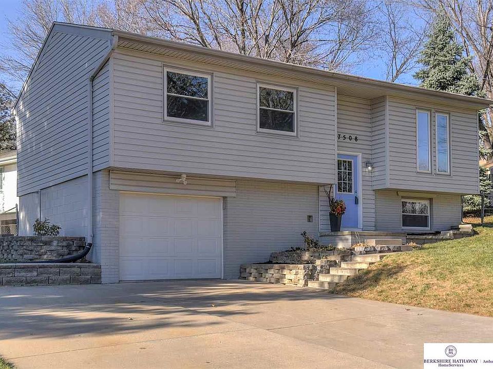1st image of 7508 S 130th St
