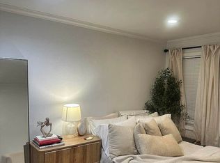 184 Avenue A APT 1A, New York, NY 10009