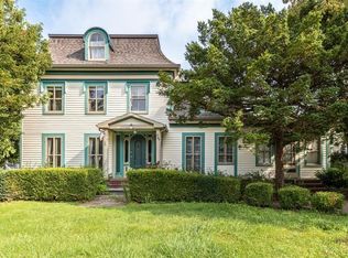 409 E Saint Clair St, Almont, MI 48003