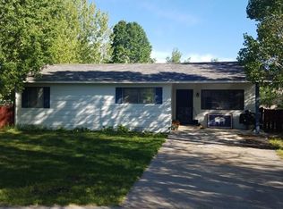 1007 Glade Ct, Cody, WY 82414