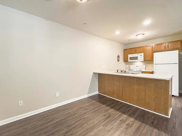 1640C Golf Club Ln — Photo 4
