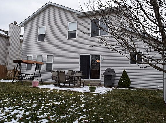 3rd image of 2606 Sierra Ave