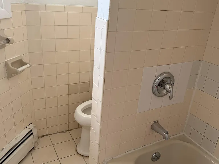 765 Westside Ave #2 — Photo 2