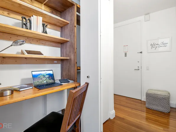 88 Greenwich Street image 4 of 19