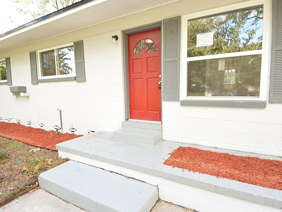 2nd image of 4204 Driscoll St