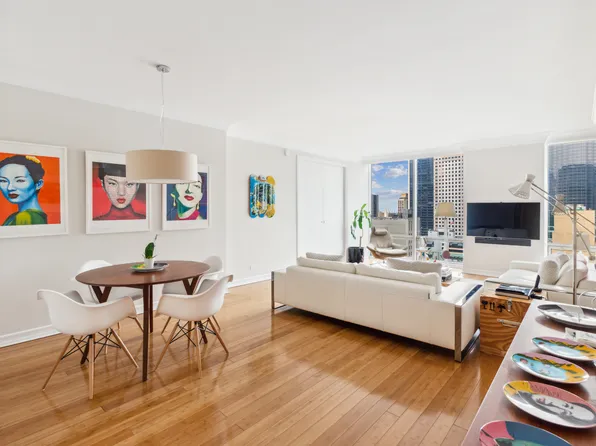 641 5th Avenue 27C image 2 of 11